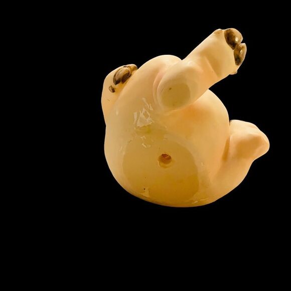 Realistic Lifelike Plastic Lucite Large Pig Figurine - Picture 4 of 4